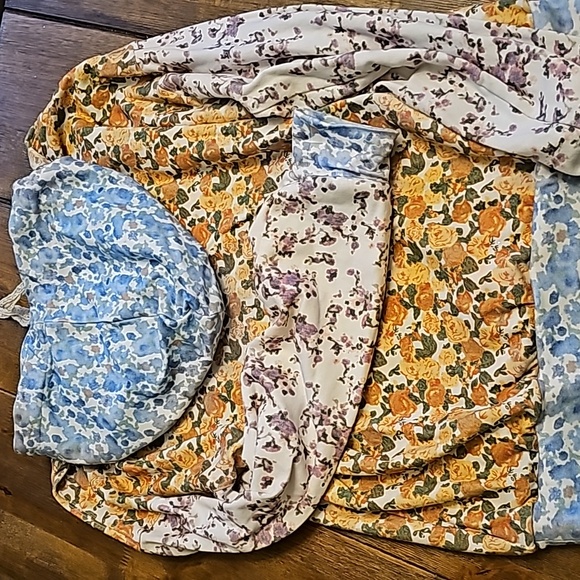 Ampersand University Hoodie (M) - Picture 6 of 8